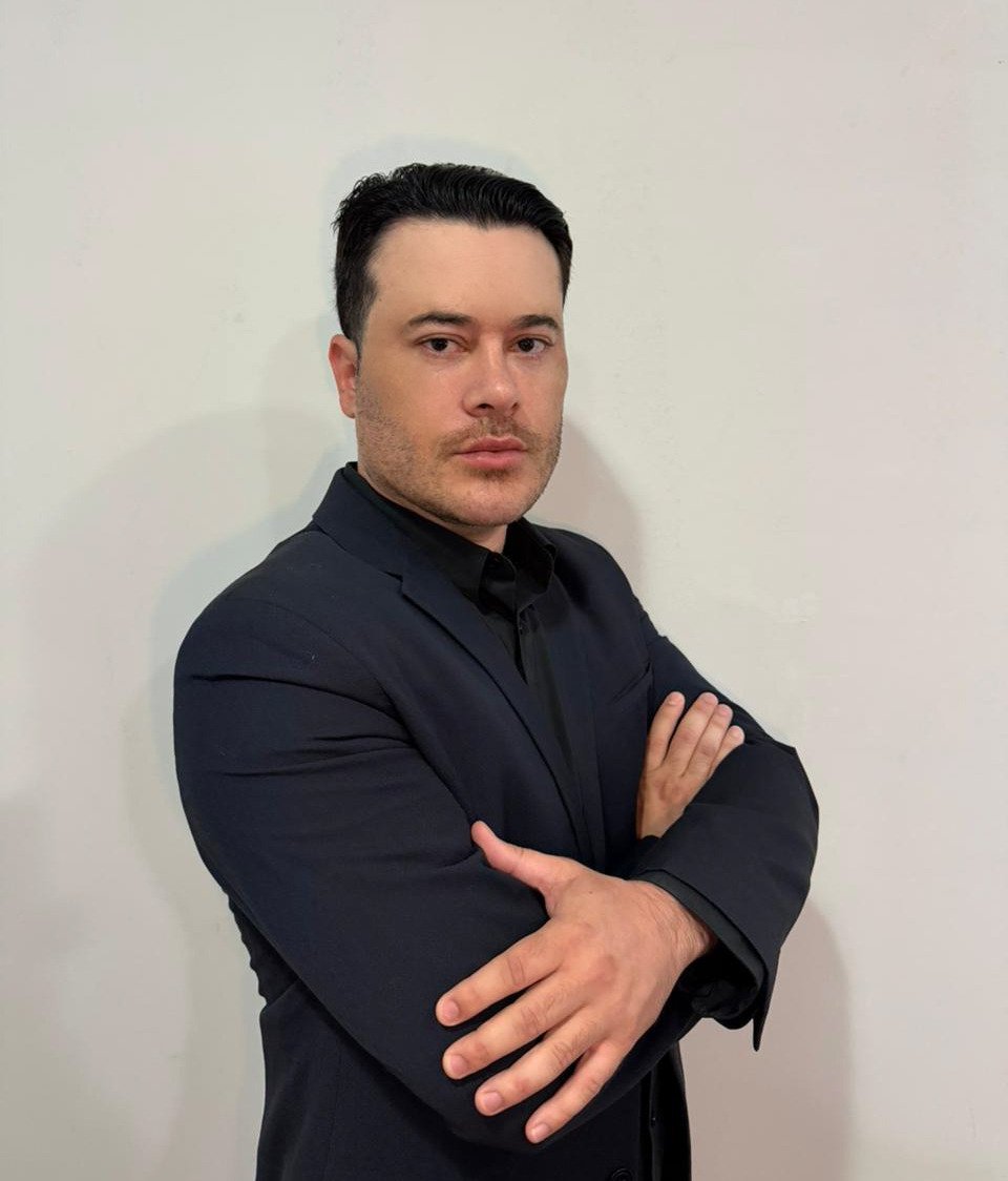 Dr. Jonattan Plaza Lopes - Advogado Especializado em Direito Rural